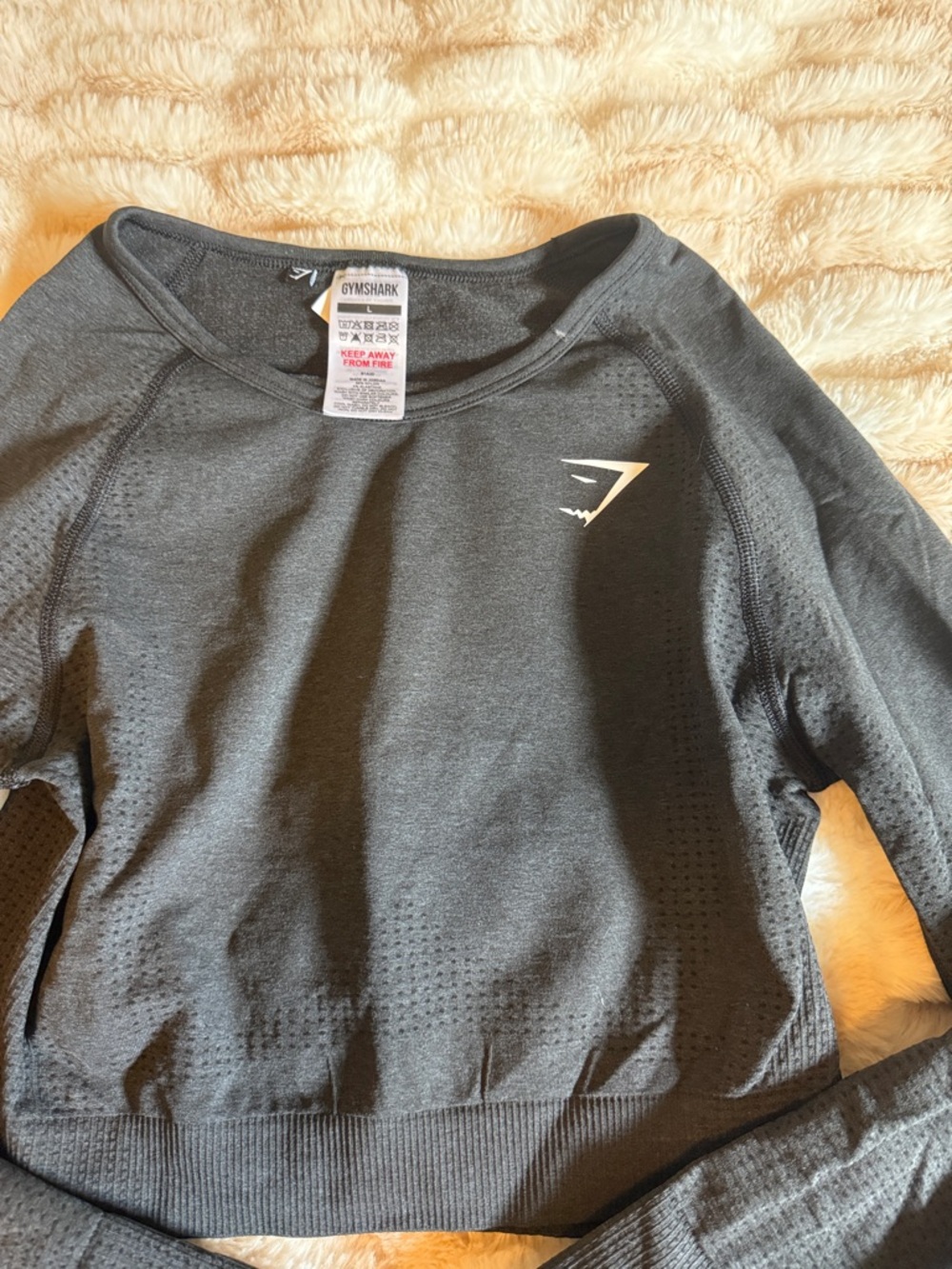 Gymshark Black Long-Sleeve Cropped Training Top - Picture 2 of 6